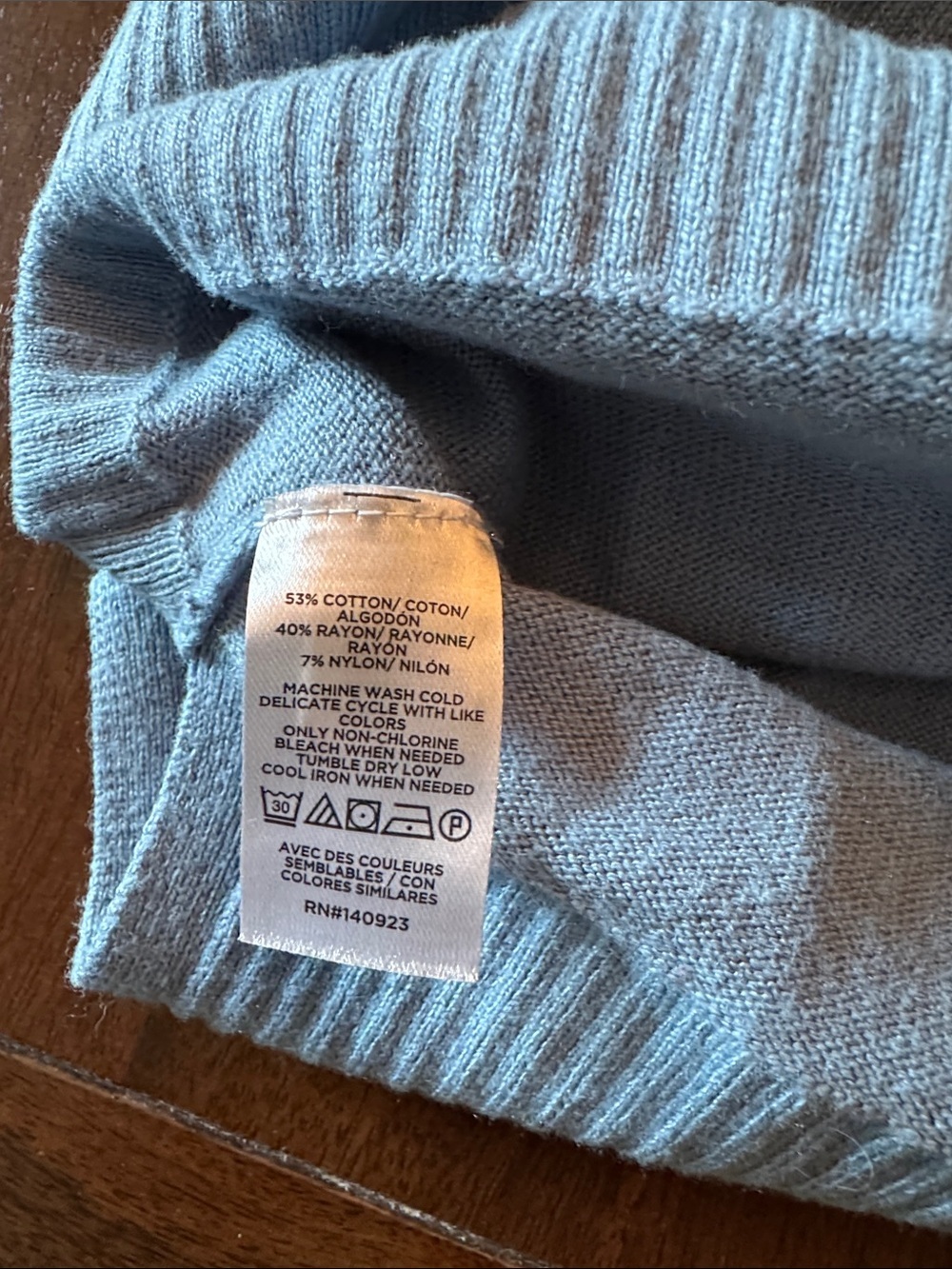LOFT Outlet Light Blue V-Neck Lightweight Pullover Cotton Blend Sweater - Picture 6 of 8